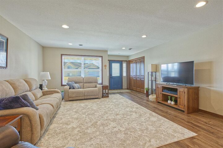 Property Photo:  211 Century Lane  MN 55381 