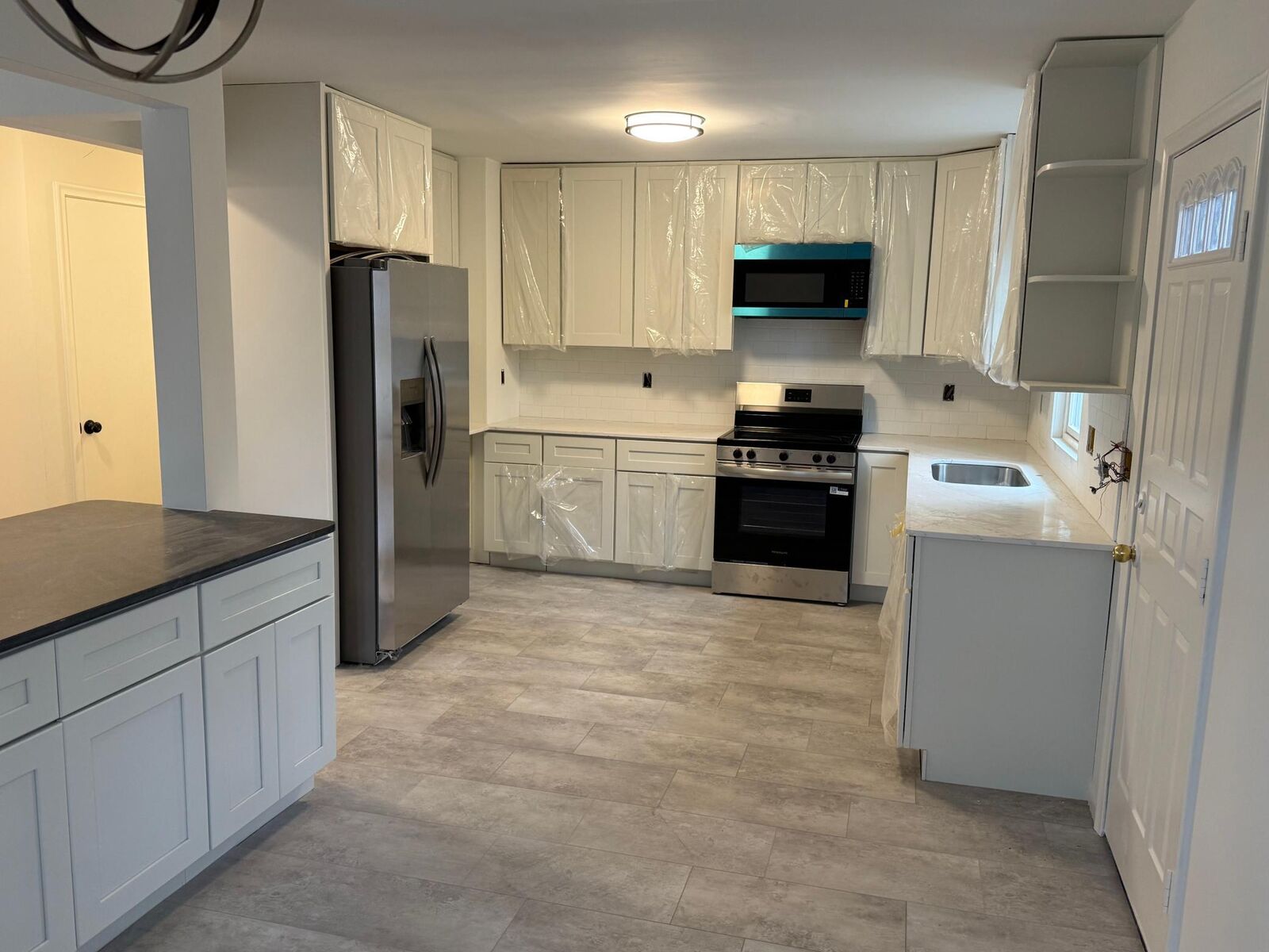 Property Photo: 1444 Ames Avenue E MN 55106