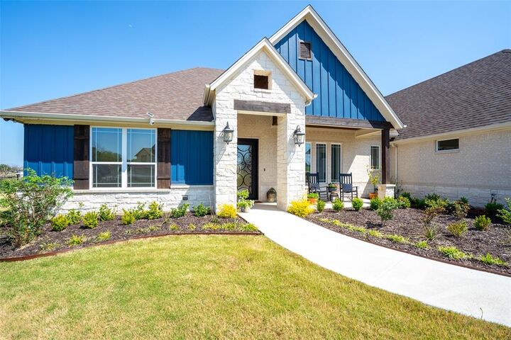 Property Photo:  2521 Birchwood Drive  TX 76049 