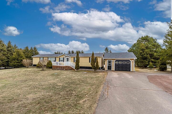 Property Photo:  1822 Rustico Road  PE C1E 0Y2 