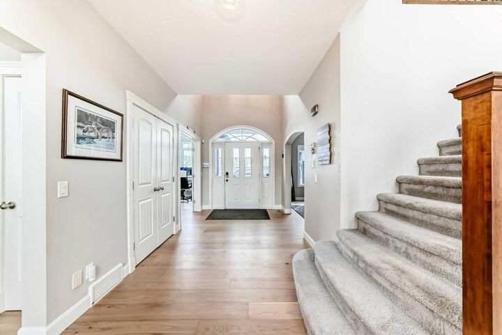 Photo de la propriété:  298034 218 Street W  AB T1S 2Y6 