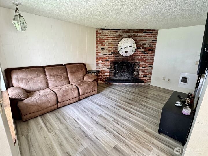 Property Photo:  1511 NE 141st Avenue  WA 98684 