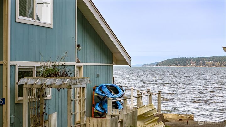 Property Photo:  2185  Eastpoint Drive  WA 98260 