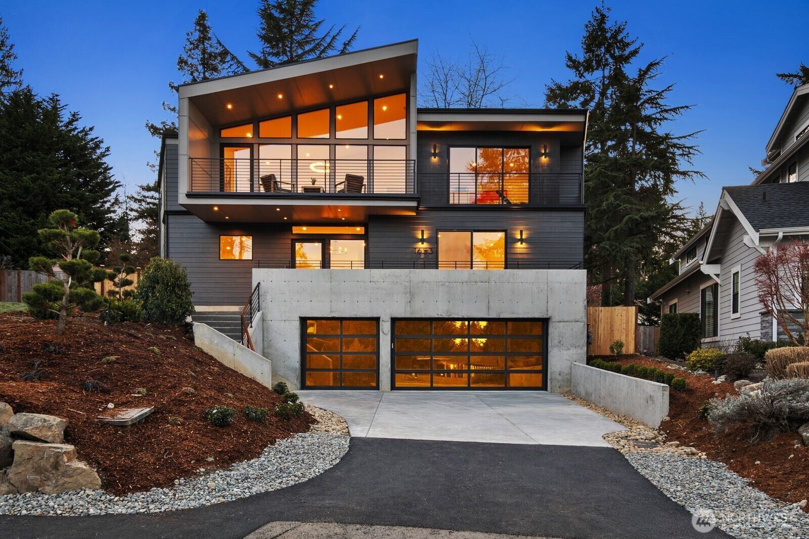 Property Photo: 1653 105th Avenue SE WA 98004