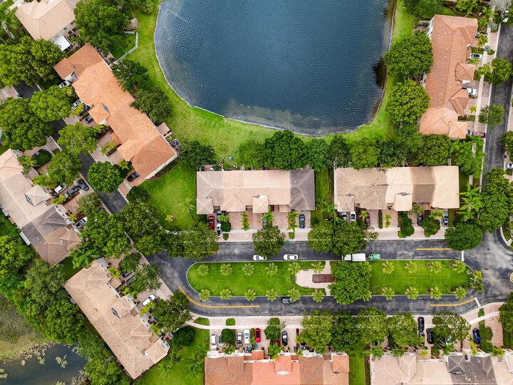Property Photo: 4735 SW 164th Avenue FL 33027