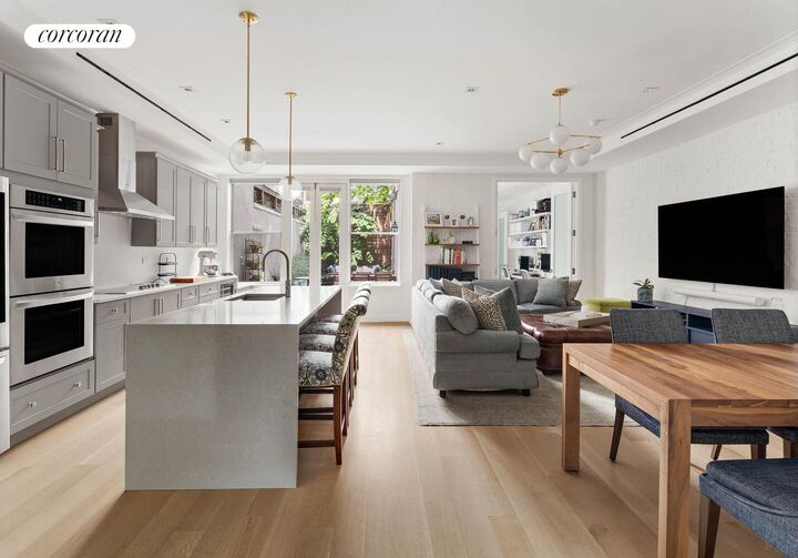 Property Photo: 9 E 82nd Street NY 10028