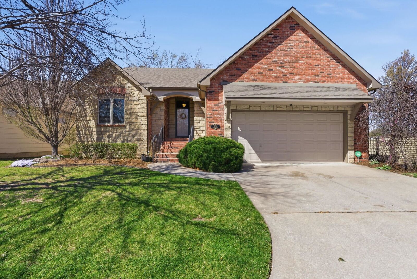 Property Photo:  8701 W Northridge Ct  KS 67205 