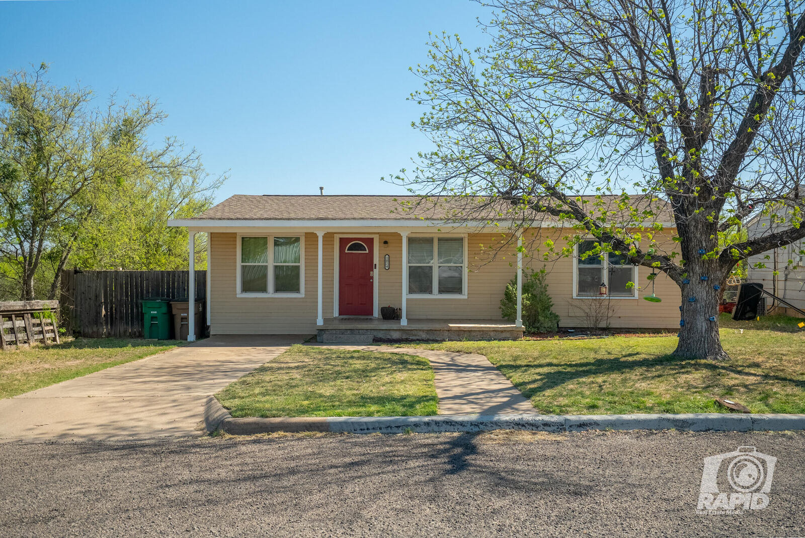 Property Photo: 1024 N Bishop Street TX 76901