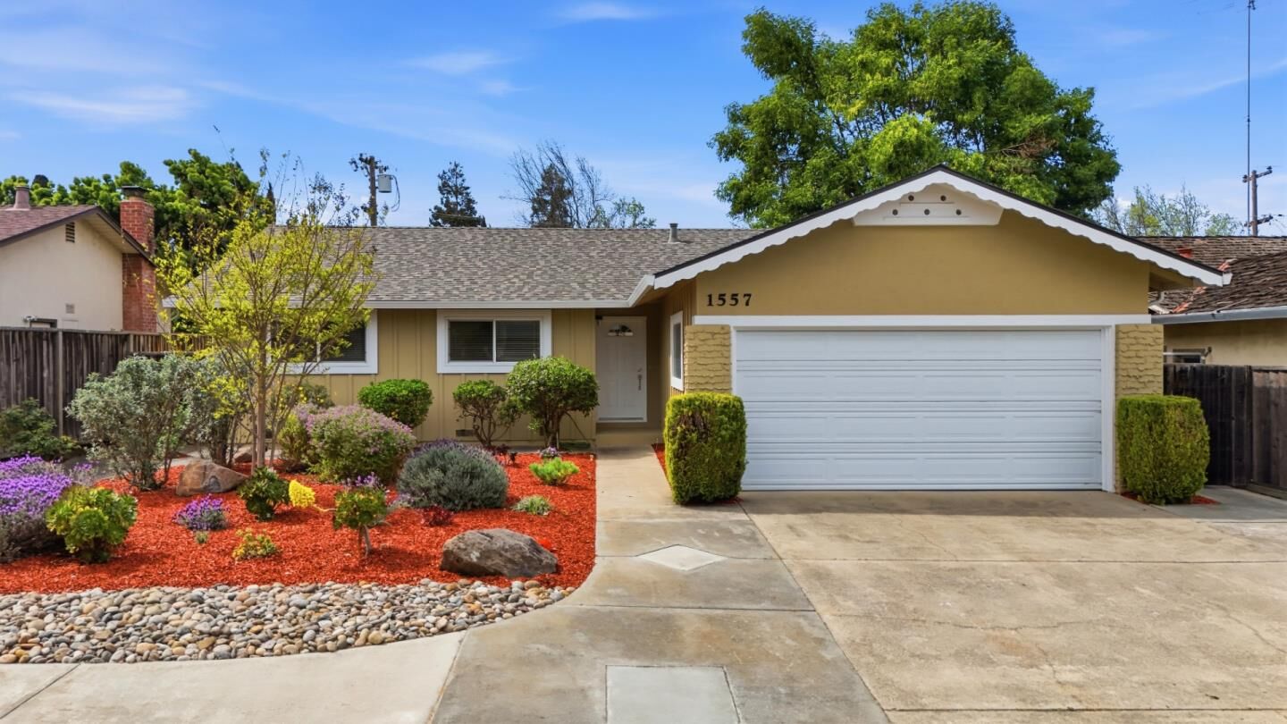 Property Photo:  1557 Murre Lane  CA 94087 