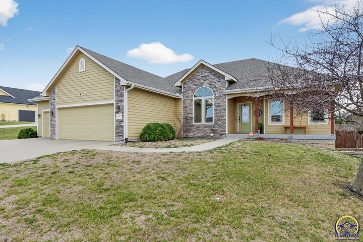 Property Photo:  4828 NW Kendall Dr  KS 66618 