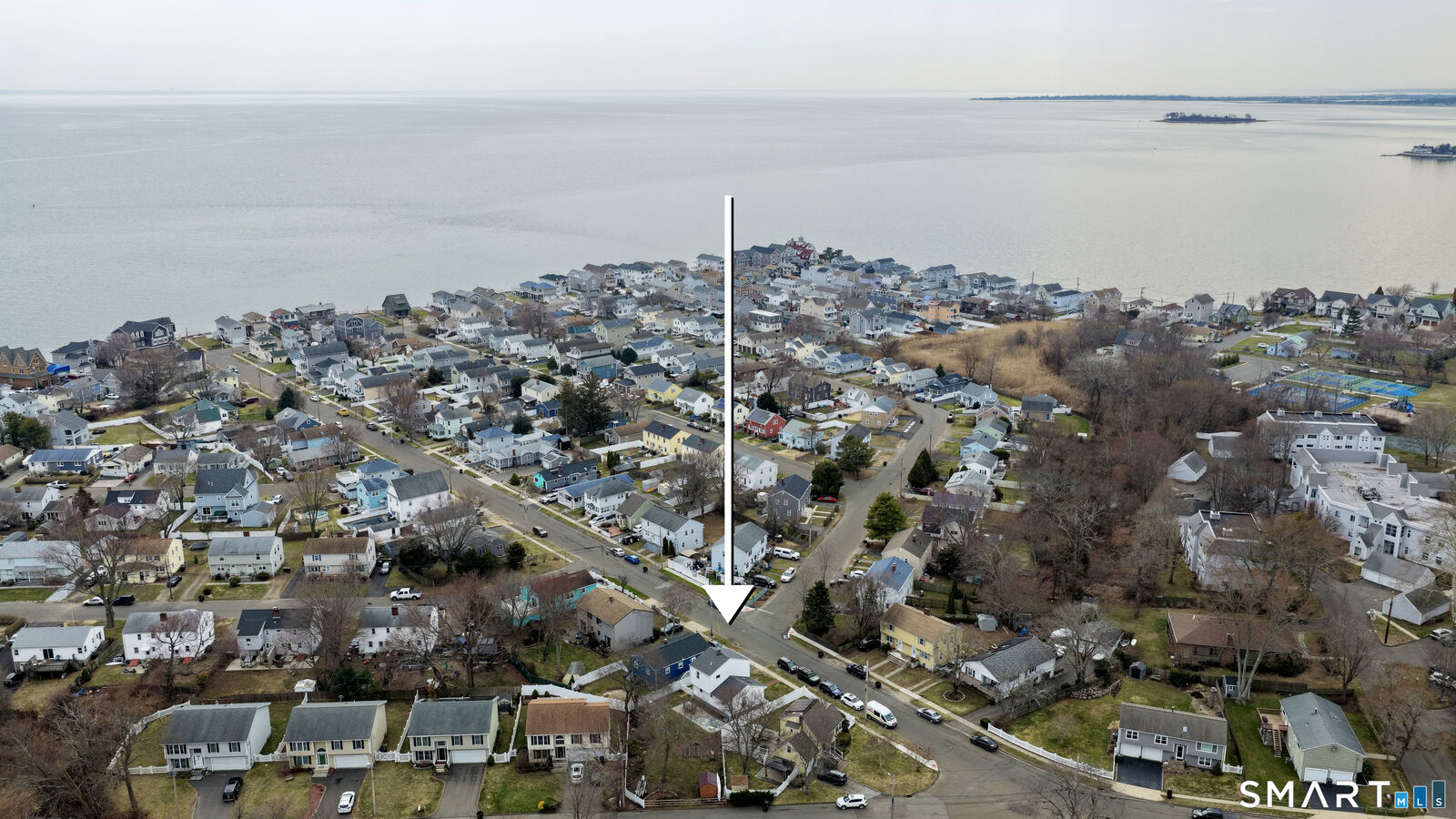 Property Photo:  91 Atwater Street  CT 06460 