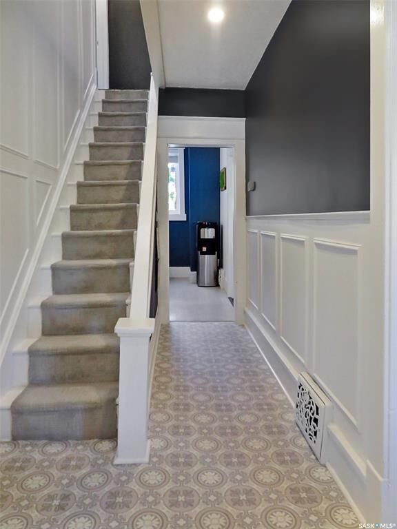 Property Photo: 376 5th Avenue NW SK S9H 0W8