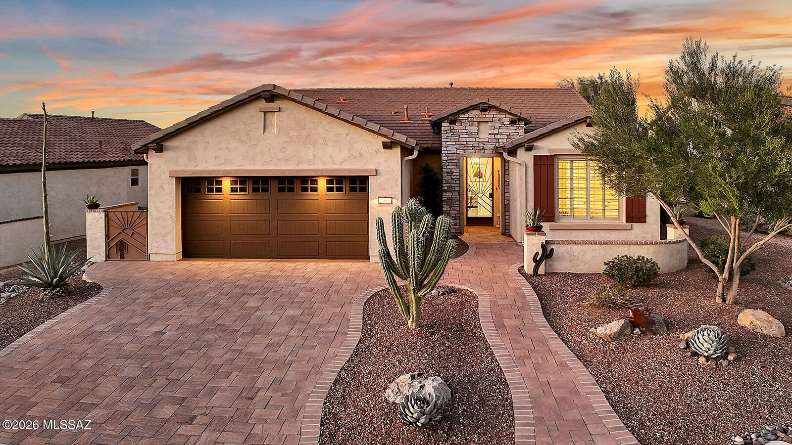 Property Photo:  2397 E Skywalker Way  AZ 85614 