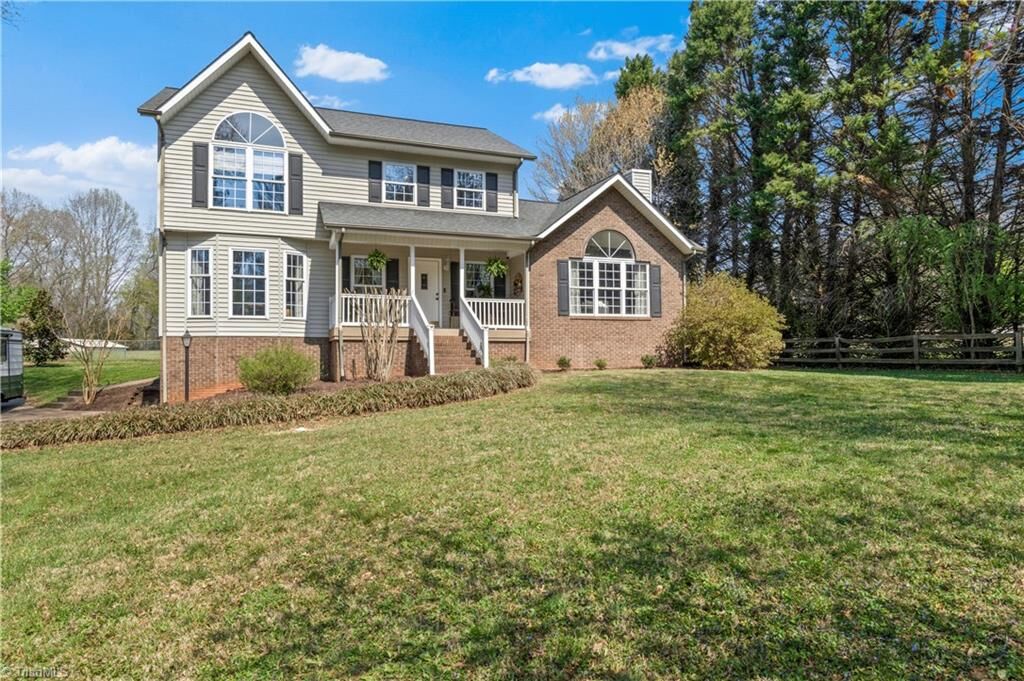 Property Photo:  763 Country Club Road Extension  NC 28697 