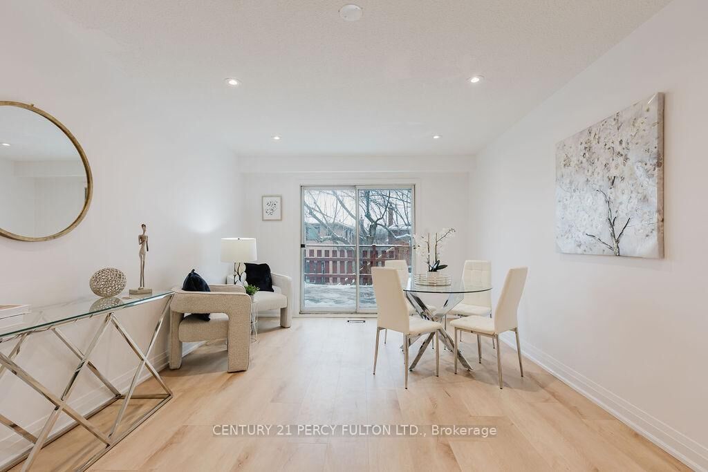 Property Photo:  11 Bay Crest Drive  ON L6Z 1H5 