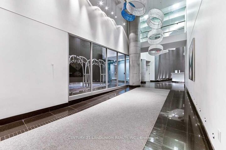 Property Photo:  38 Dan Leckie Way 1015  ON M5V 2V6 