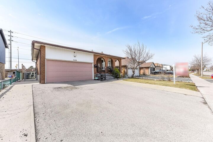 Property Photo: 7608 Benavon Road ON L4T 3G3