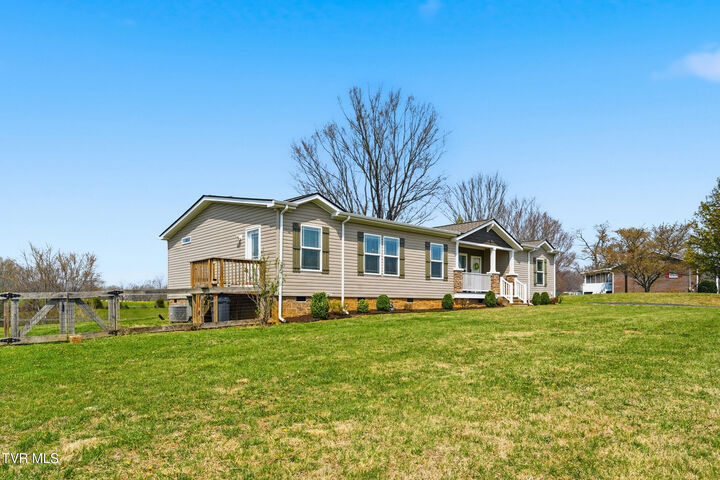 Property Photo:  445 Sliger Road  TN 37690 