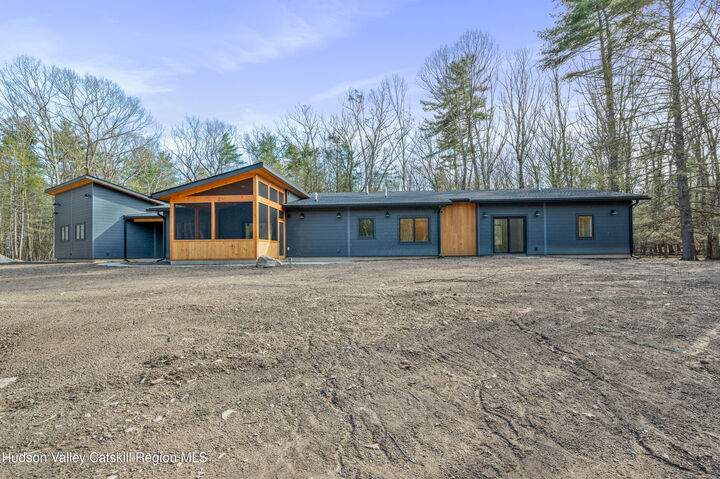 Property Photo:  20 Anderson  NY 12461 