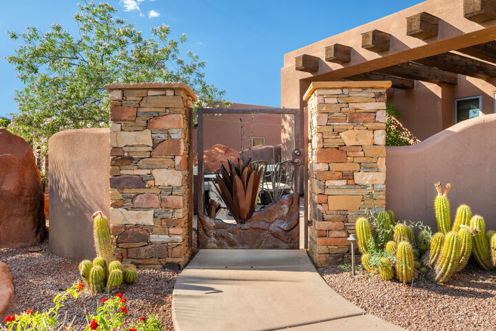 Property Photo:  2336 W Entrada Trail 36  UT 84770 
