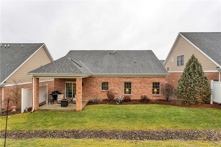 Property Photo: 709 Crosswinds Dr PA 15317