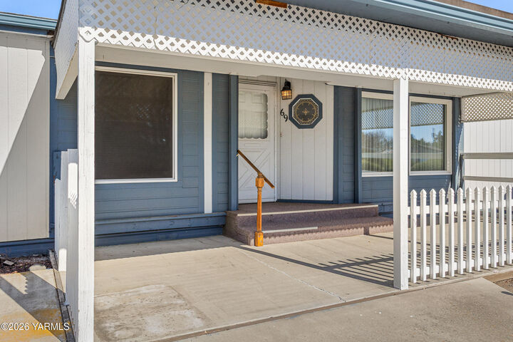 Property Photo: 3701 Gun Club Rd WA 98901