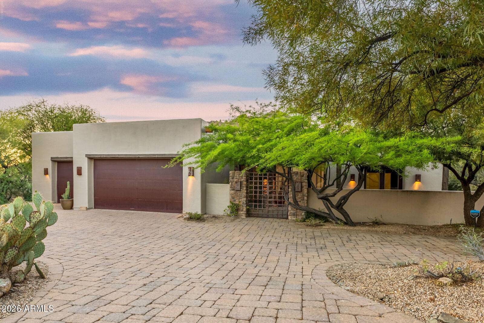 Property Photo:  2208 N Sagebrush Lane  AZ 85377 