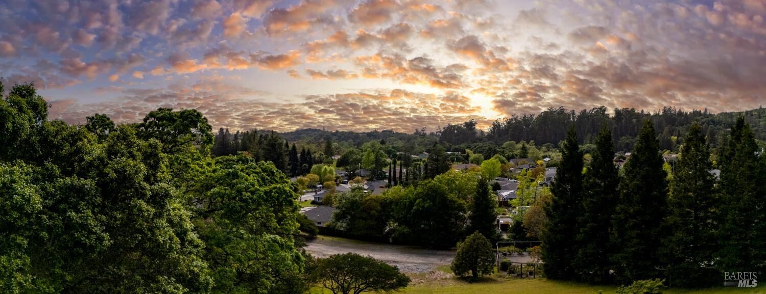 Property Photo:  2501 Incline Drive  CA 95404 