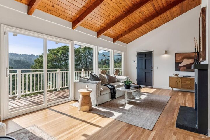 Property Photo:  120 E Manor Drive  CA 94941 