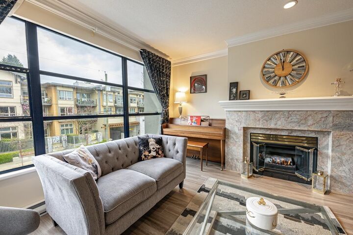 Property Photo: 3151 Woodbine Drive 206 BC V7R 2S4