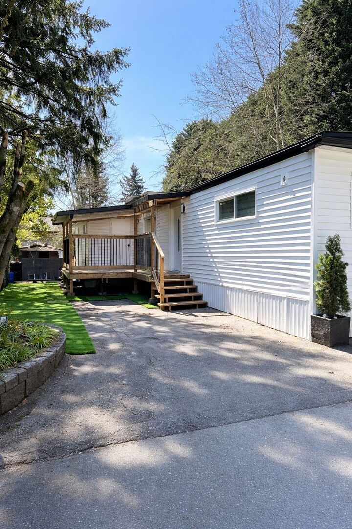 Property Photo: 6571 King George Boulevard 6 BC V3W 4Z4