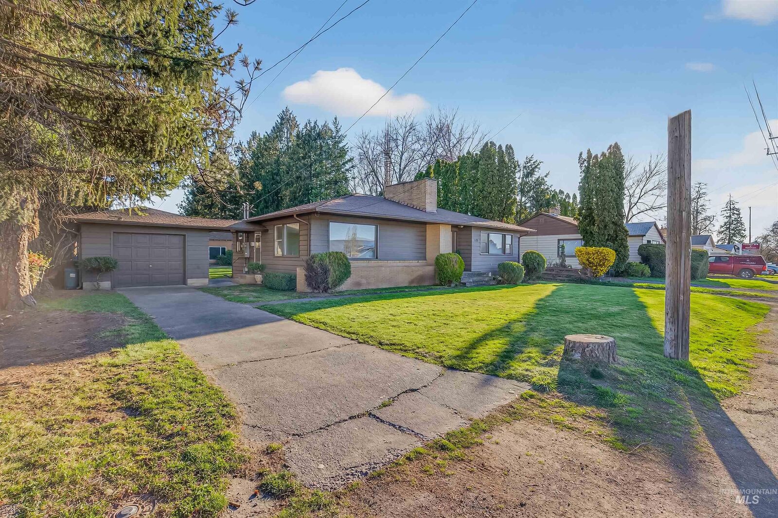 Property Photo: 712 Bryden Ave. ID 83501
