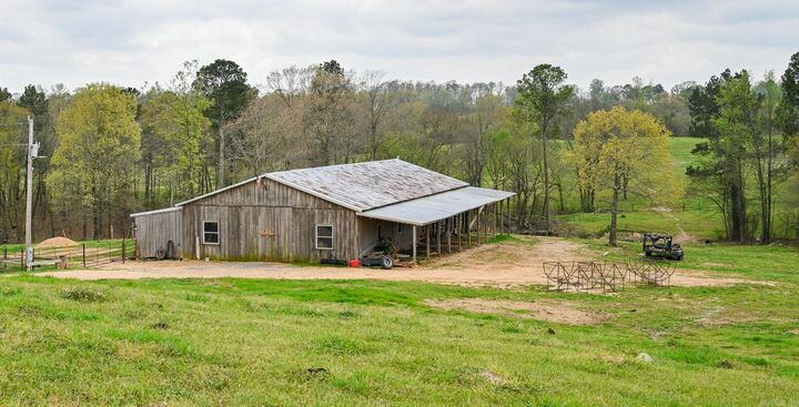 Property Photo: 665 Highway 246 AR 71971
