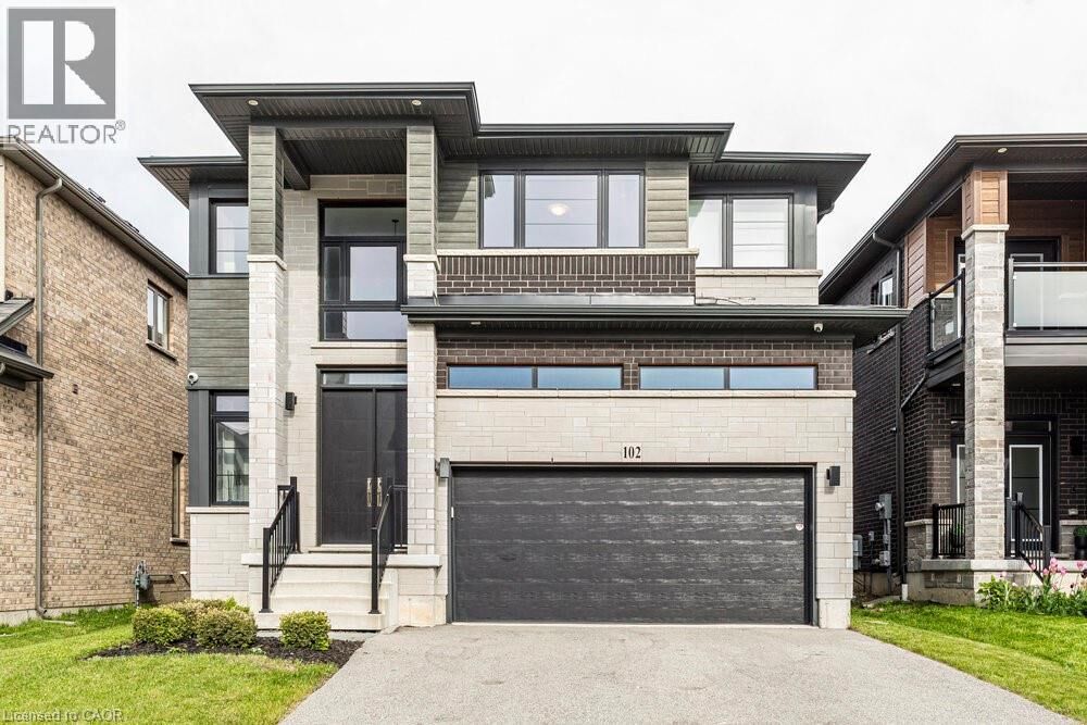 Property Photo: 102 Greenwich Avenue ON L8J 0L6