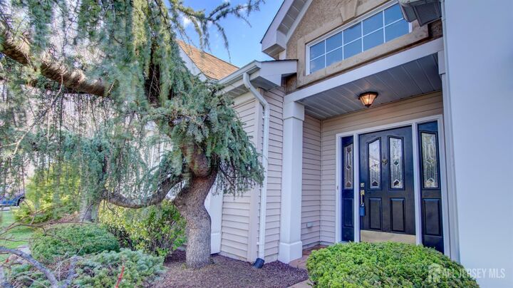 Property Photo:  36 Chichester Road  NJ 08831 