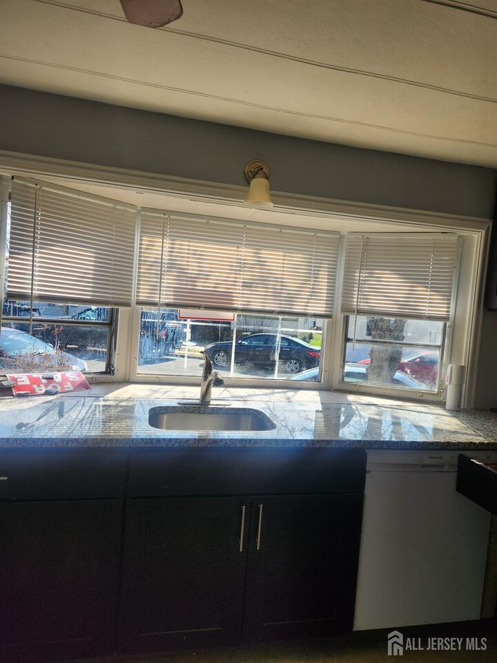 Property Photo:  24 Kohl Street  NJ 08852 