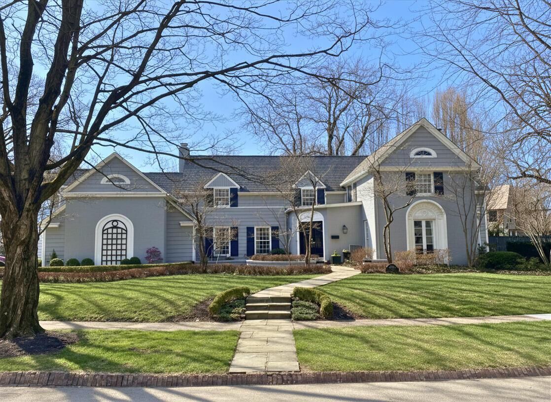 Property Photo:  275 Ashbourne Place  OH 43209 