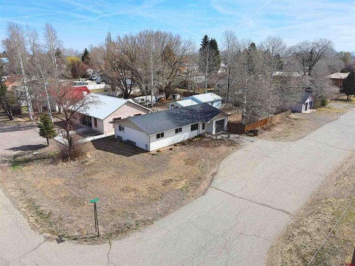 Property Photo:  406 6th Street  CO 81140 