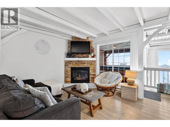 Property Photo: 220 Kettleview Road 13 BC V1P 1P3