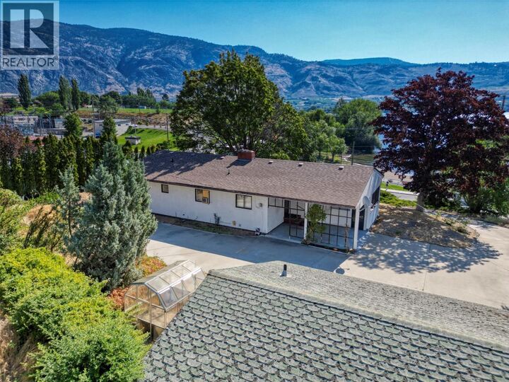 Property Photo: 6406 89th Street BC V0H 1V1