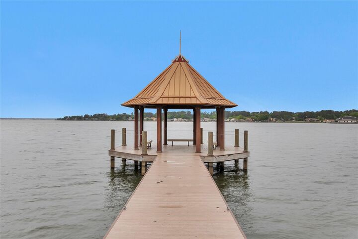 Property Photo:  13413 Bunker Hill Drive  TX 77318 