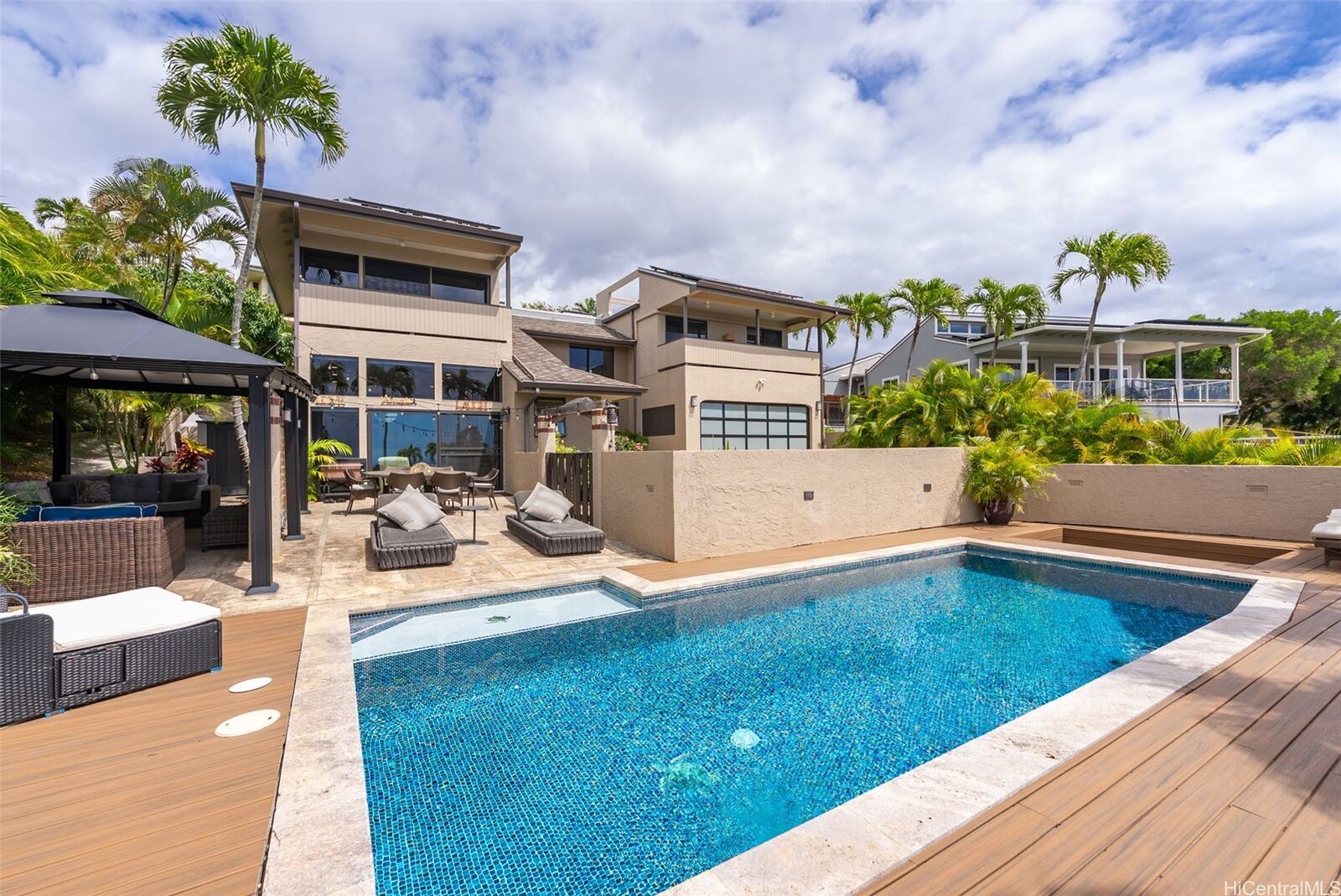 Property Photo: 1868 Kihi Street HI 96821