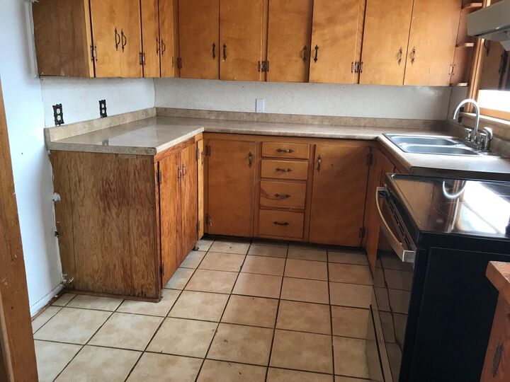 Property Photo:  2613 48th Street  TX 79413 