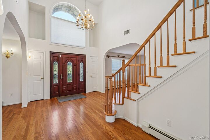 Property Photo:  8 Foxwood Drive  NY 10986 