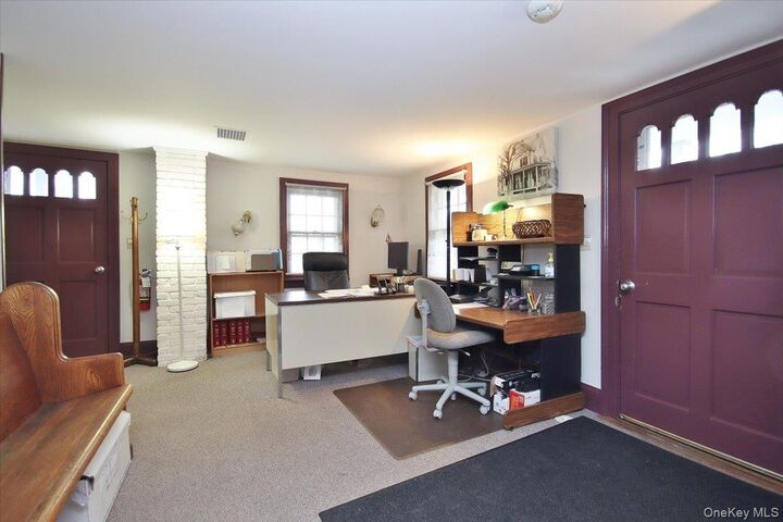 Property Photo: 104 Gleneida Avenue NY 10512