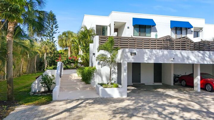 Property Photo:  842 Bayport Way  FL 34228 