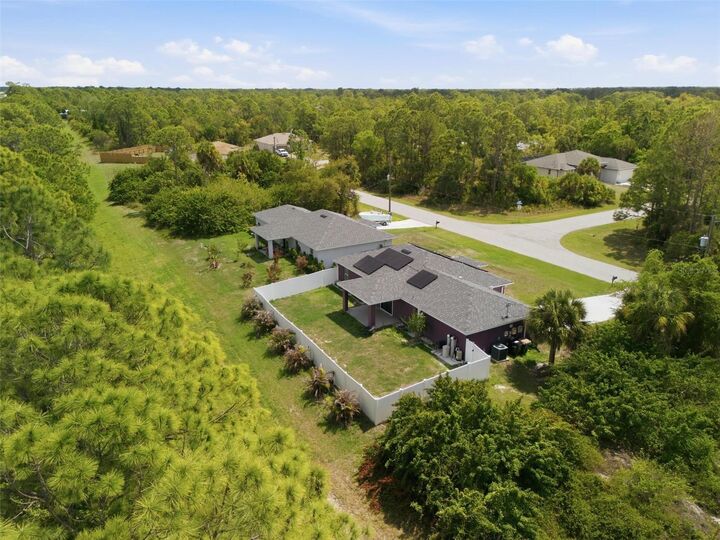 Property Photo: 7530 Franzino Avenue FL 34291