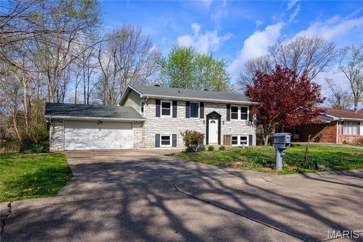 Property Photo:  1211 Pawnee Street  MO 63755 