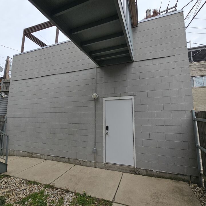 Property Photo:  1013 N Honore Street 1  IL 60622 