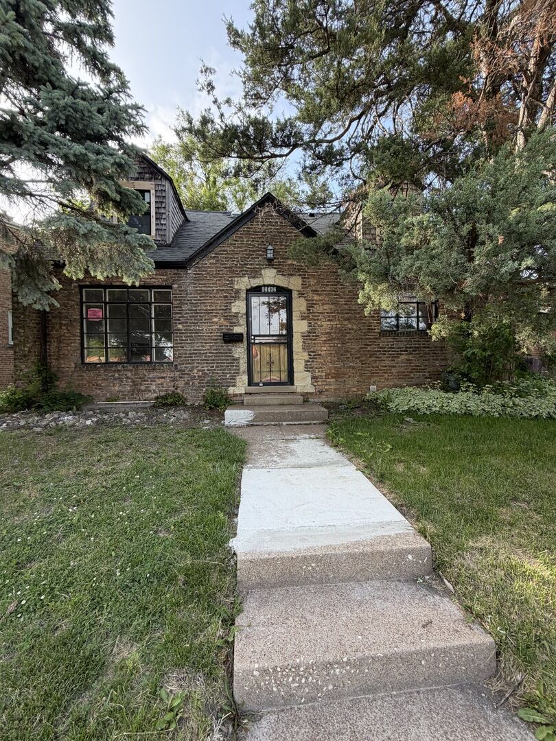 Property Photo:  14436 S Stewart Avenue  IL 60827 